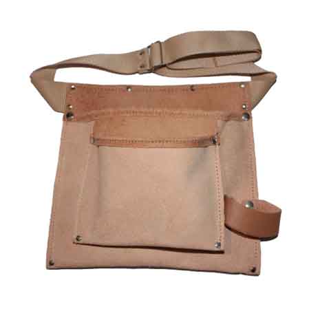 SAC DE CHARPENTIER PLUS Avec deux poches et porte-marteau