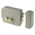 SERRURE ÉLECTRIQUE EN APPLIQUE POUR PORTAILS ART. 688 Dte - E 50