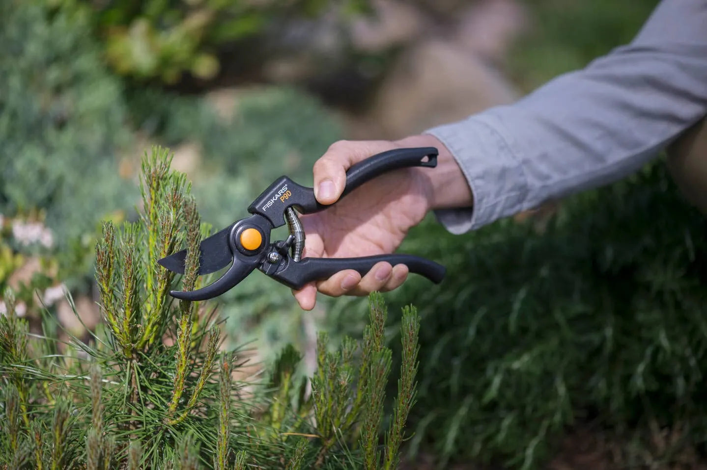 FORBICI DA POTA BYPASS 'GARDEN PRO P90' FISKARS 23 cm