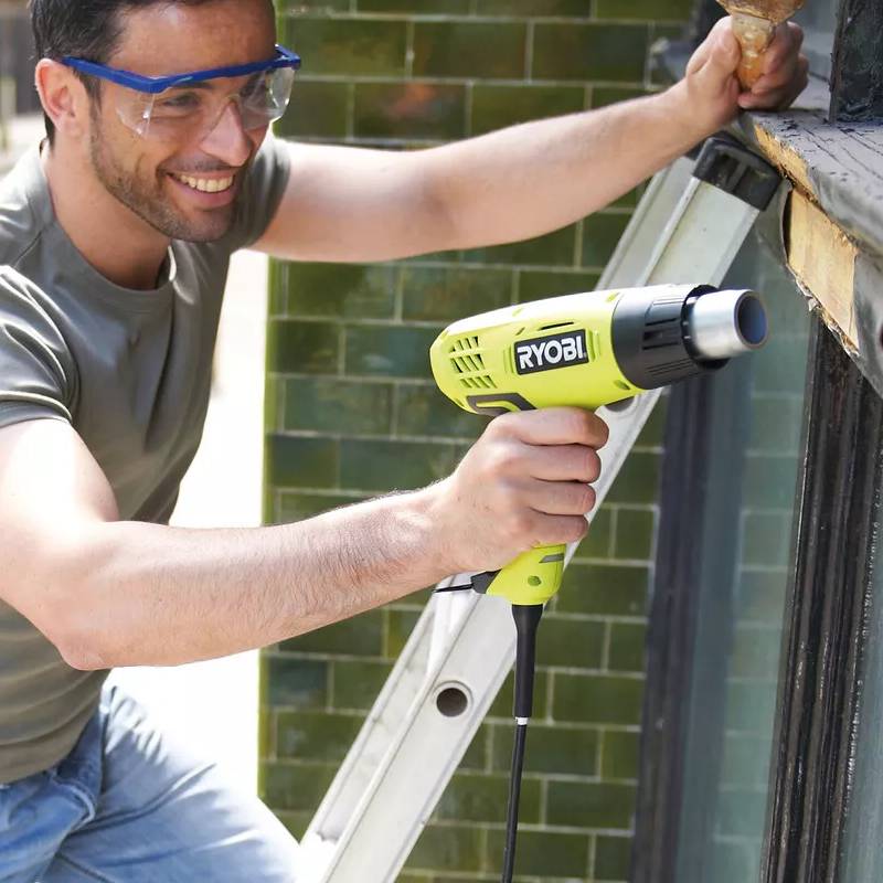 HEISSLUFTPISTOLE 'EHG2000' RYOBI 2000 Watt
