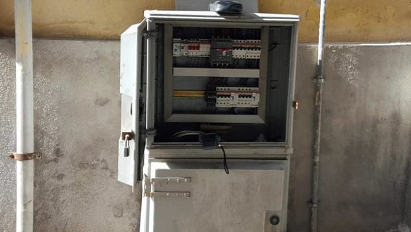 COFFRET COMPTEUR 2 PLACES h 42x39x23