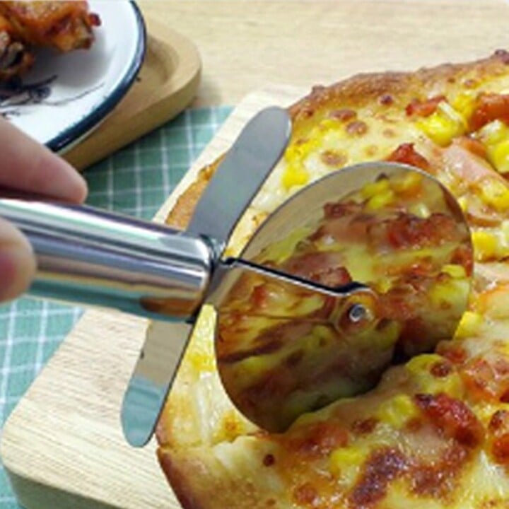 ROULETTE À PIZZA CARDINALE 19 cm