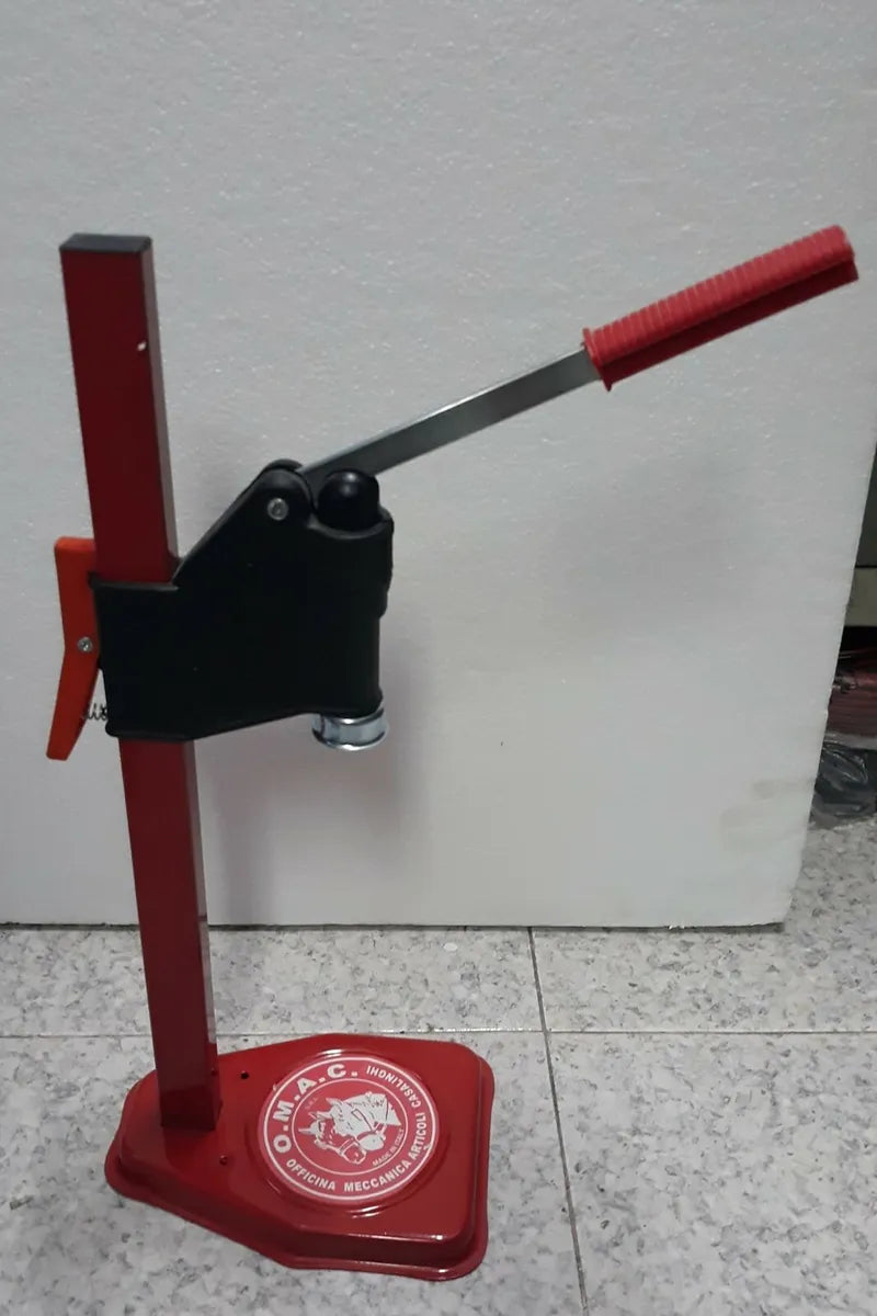 Flaschenverschlussmaschine mit Hebelmechanismus