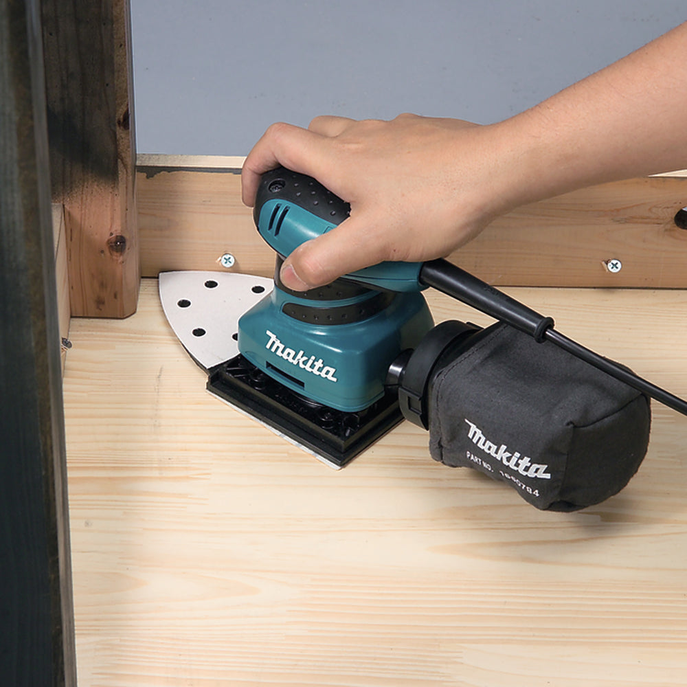 PONCEUSE ORBITALE « BO4565 » MAKITA 200 Watts