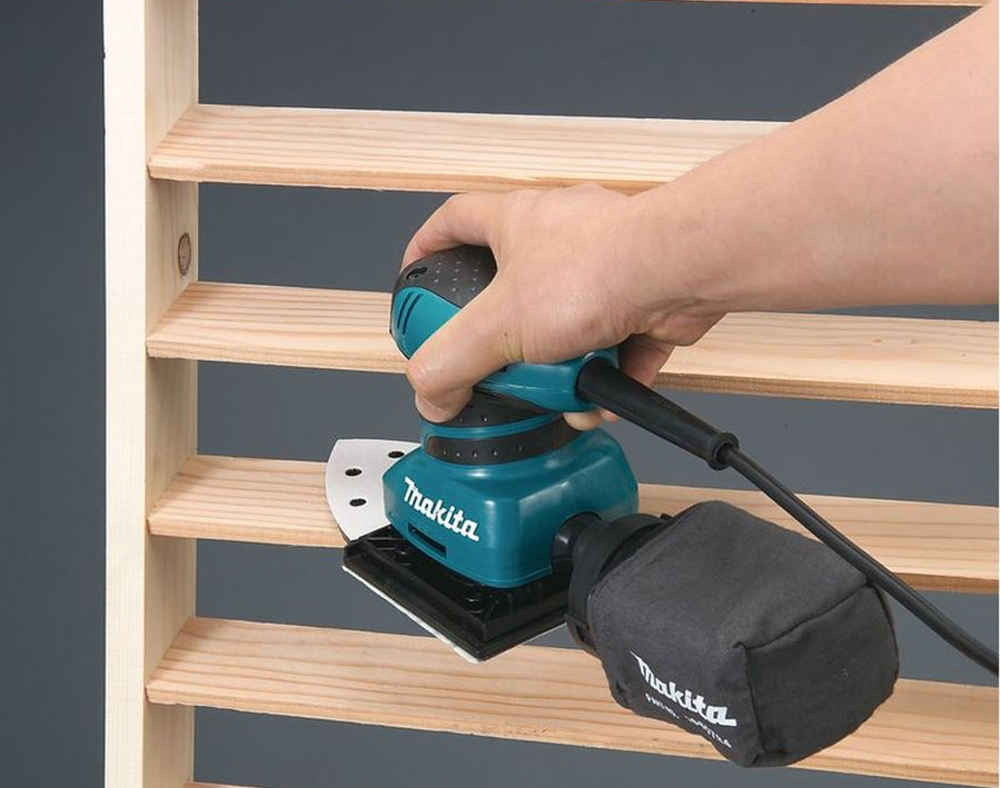 PONCEUSE ORBITALE « BO4565 » MAKITA 200 Watts