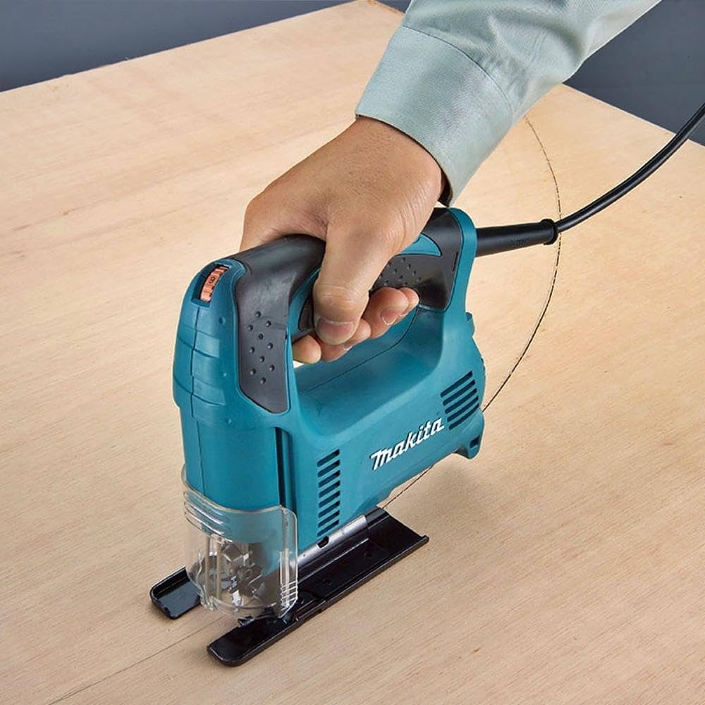 SCIE SAUTEUSE '4327' MAKITA 450 W