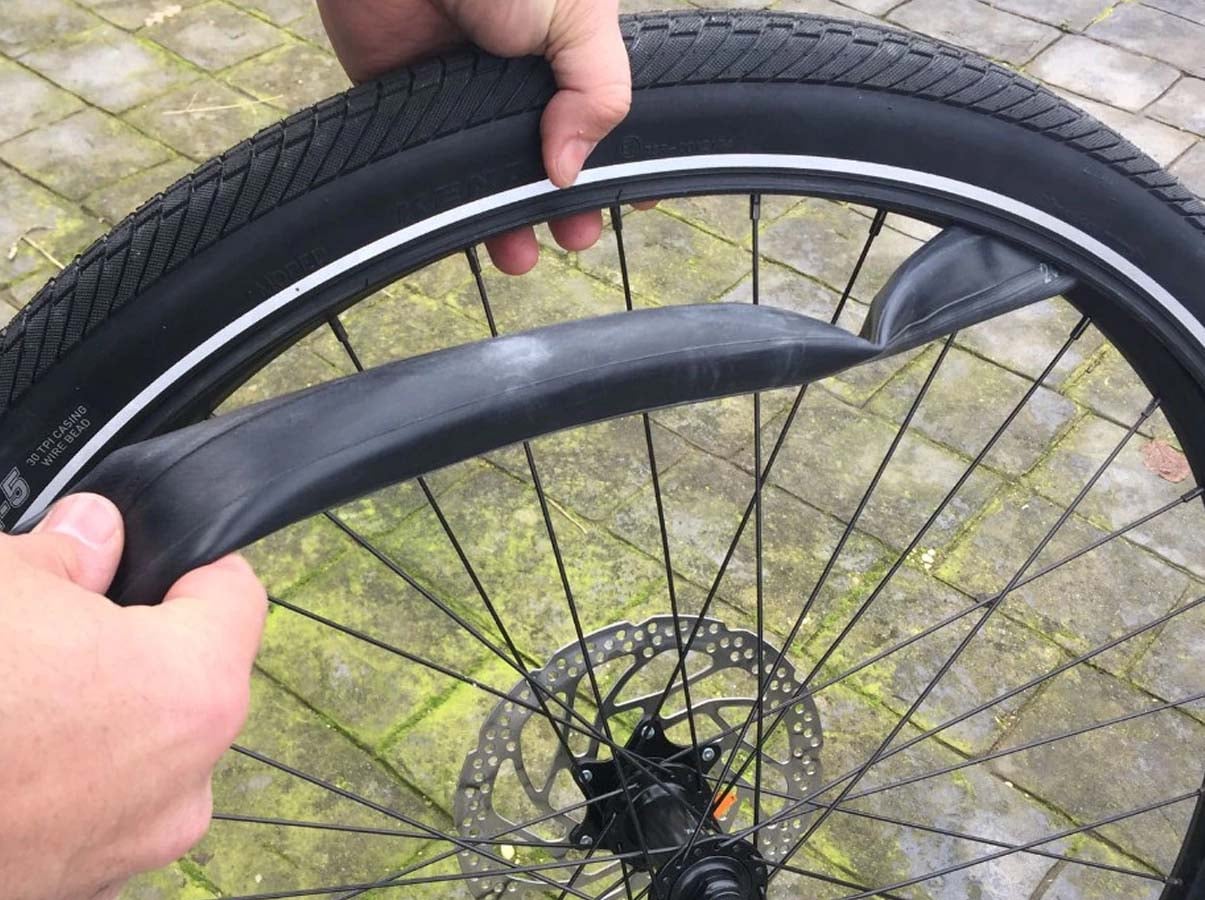 CHAMBRE À AIR POUR VÉLO 27,5x1,9-2,5